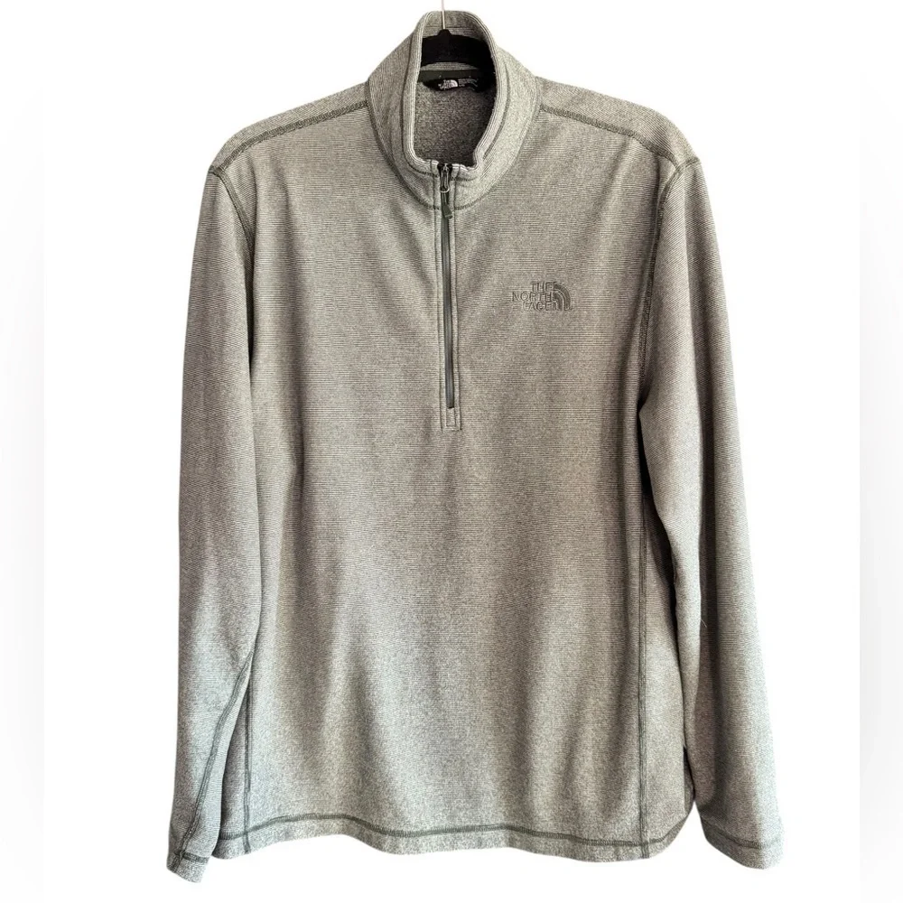 The North Face Men’s Large 1/4 Zip Pullover Gray Fleece Athletic Gorpcore J56